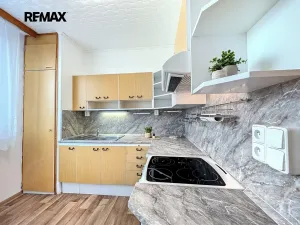 Prodej bytu 3+1, Polička, Sídliště Hegerova, 70 m2