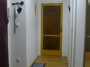 Pronájem bytu 2+kk, Praha - Vršovice, V olšinách, 55 m2