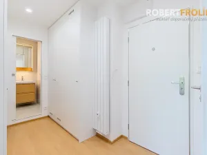 Pronájem bytu 2+kk, Praha - Dejvice, Velvarská, 40 m2