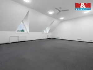 Pronájem kanceláře, Domažlice - Bezděkovské Předměstí, Masarykova, 40 m2