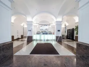 Pronájem kanceláře, Praha - Nové Město, náměstí Republiky, 194 m2