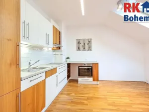 Pronájem bytu 2+1, Praha - Zbraslav, Jaromíra Vejvody, 75 m2