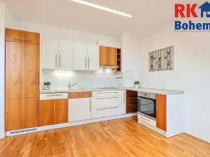 Pronájem bytu 2+1, Praha - Zbraslav, Jaromíra Vejvody, 75 m2