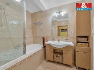 Pronájem bytu 3+kk, Pardubice - Trnová, Jozefa Gabčíka, 74 m2