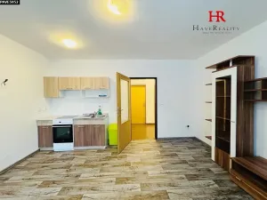 Pronájem bytu 1+kk, Benešov, Na Chmelnici, 26 m2