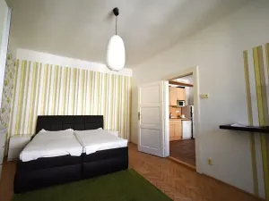 Pronájem bytu 2+kk, Praha - Vršovice, 63 m2