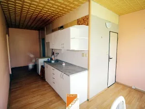 Prodej bytu 2+1, Klášterec nad Ohří, Jana Ámose Komenského, 68 m2