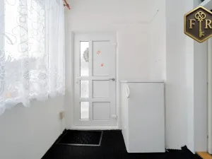 Prodej rodinného domu, Petrovice, 246 m2