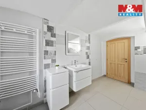 Prodej rodinného domu, Bynovec, 164 m2