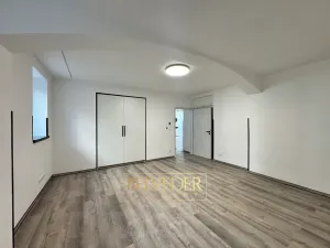 Pronájem bytu 2+kk, Teplice, Masarykova třída, 73 m2