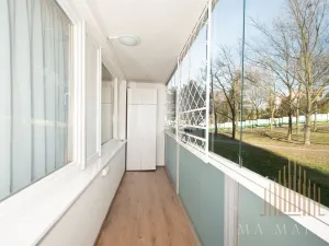 Pronájem bytu 2+kk, Praha - Hloubětín, Slévačská, 57 m2