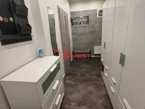 Pronájem bytu 2+kk, Praha - Holešovice, Jirečkova, 52 m2