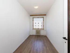 Prodej bytu 3+1, Praha - Letňany, Místecká, 70 m2