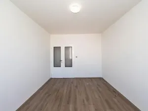 Prodej bytu 3+1, Praha - Letňany, Místecká, 70 m2