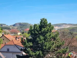 Prodej bytu 2+1, Tmaň, 42 m2