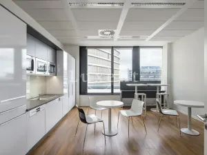 Pronájem kanceláře, Praha - Nusle, Pikrtova, 500 m2