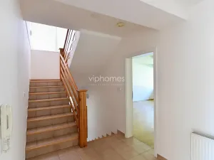 Pronájem vily, Průhonice, Pod Valem, 400 m2