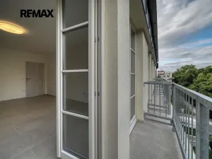 Pronájem bytu 3+1, Poděbrady, nám. T.G.Masaryka, 96 m2