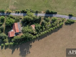 Prodej zemědělské usedlosti, Nezdenice, 275 m2