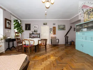 Prodej rodinného domu, Dobříš, Mírové náměstí, 451 m2