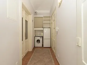 Pronájem bytu 2+kk, Praha - Vršovice, Orelská, 60 m2