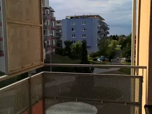 Pronájem bytu 3+kk, Praha - Čakovice, Bermanova, 56 m2