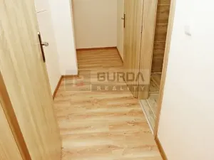 Pronájem bytu 2+kk, Neratovice, 35 m2