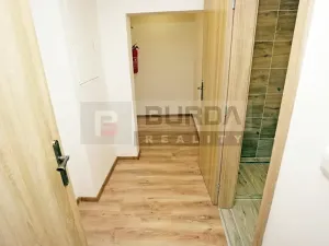 Pronájem bytu 2+kk, Neratovice, 35 m2