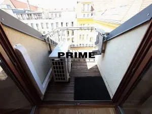 Pronájem kanceláře, Praha - Smíchov, Štefánikova, 168 m2