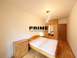 Pronájem bytu 2+kk, Praha - Žižkov, Jeseniova, 57 m2