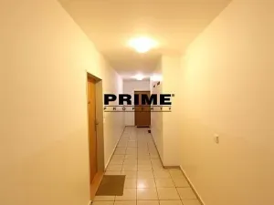 Pronájem bytu 2+kk, Praha - Žižkov, Jeseniova, 57 m2