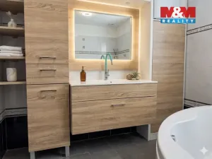 Prodej bytu 4+1, Pardubice - Zelené Předměstí, Hronovická, 140 m2