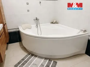 Prodej bytu 4+1, Pardubice - Zelené Předměstí, Hronovická, 140 m2