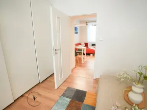 Prodej bytu 2+kk, Praha - Vysočany, Špitálská, 57 m2