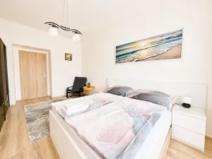 Prodej ubytování, Praha - Smíchov, Vltavská, 57 m2