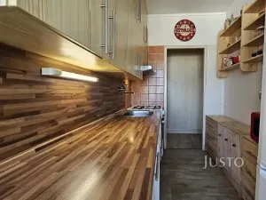 Prodej bytu 3+1, Písek, Na Stínadlech, 64 m2