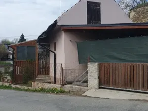 Prodej rodinného domu, Chříč, 90 m2