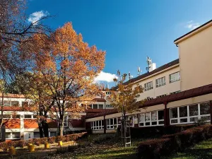 Prodej bytu 2+kk, Praha - Dolní Chabry, U jízdárny, 57 m2