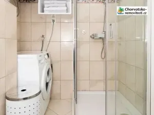 Prodej bytu 3+kk, Novi Vinodolski, Chorvatsko, 63 m2