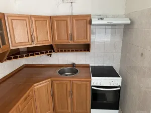 Pronájem bytu 1+kk, Teplice, Čs. dobrovolců, 37 m2
