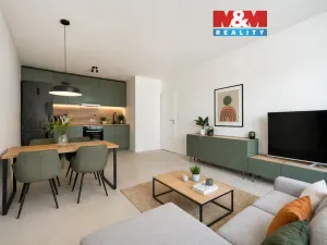 Prodej bytu 2+kk, Praha - Prosek, Čakovická, 97 m2