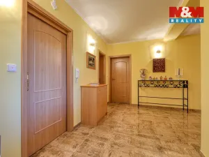 Prodej rodinného domu, Plzeň, Do Luk, 260 m2