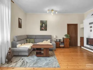 Prodej činžovního domu, Sezemice, Jungmannova, 690 m2