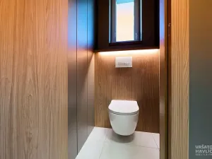 Pronájem obchodního prostoru, Hradec Králové, Víta Nejedlého, 400 m2