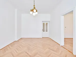 Pronájem bytu 3+1, Praha - Malá Strana, Karmelitská, 95 m2