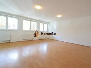 Pronájem bytu 1+kk, Praha - Troja, K Haltýři, 52 m2