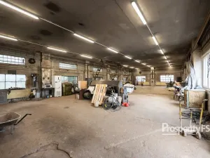 Prodej kanceláře, Okna, 475 m2