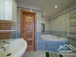 Prodej rodinného domu, Zásmuky, Sladkovského, 186 m2