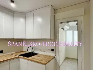 Prodej bytu 3+kk, Torrevieja, Španělsko, Calle Concordia, 85 m2