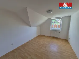 Pronájem bytu 3+1, Nový Bor - Janov, 90 m2